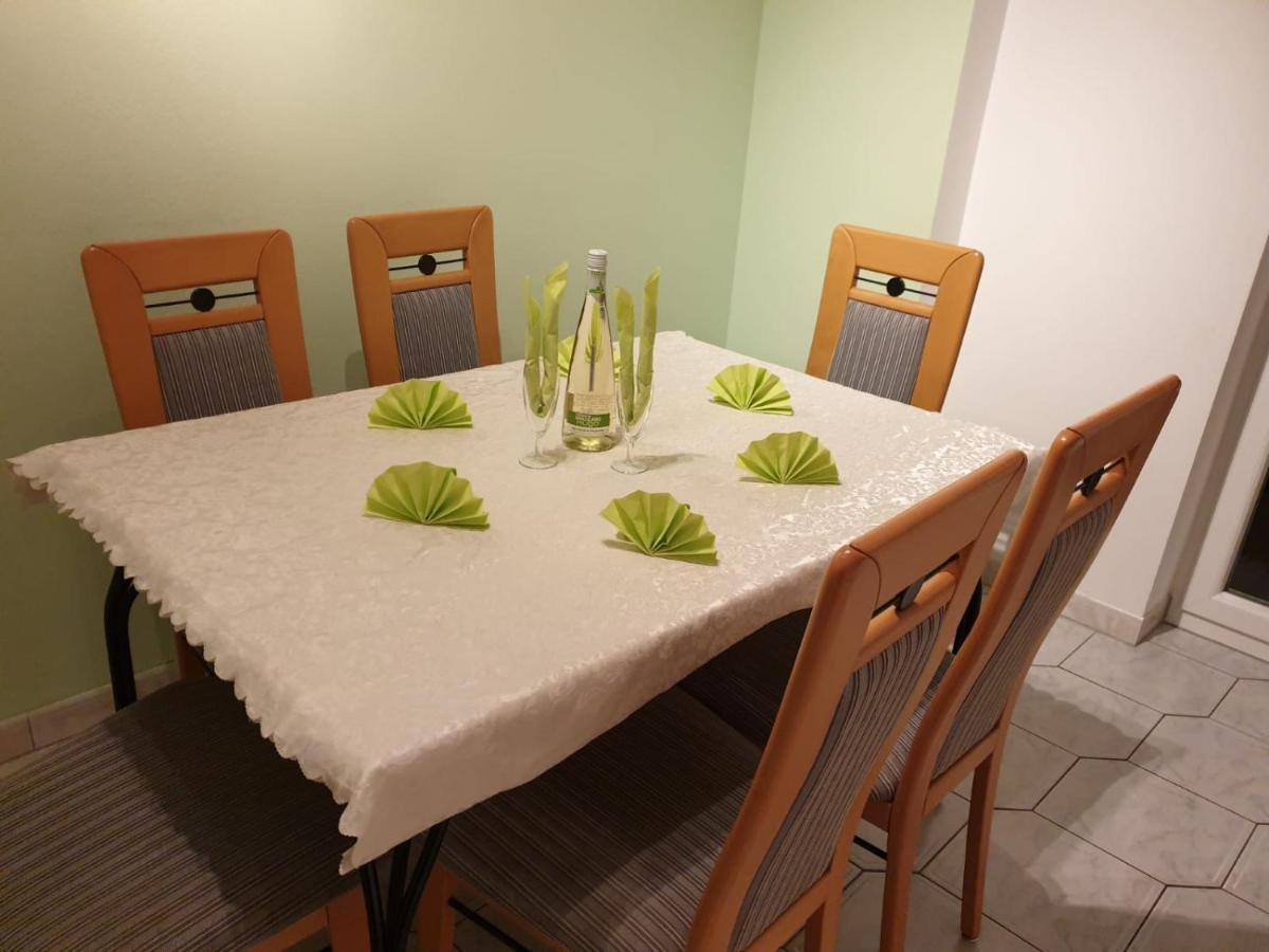 Apartment Euro As Kappel-Grafenhausen Bagian luar foto